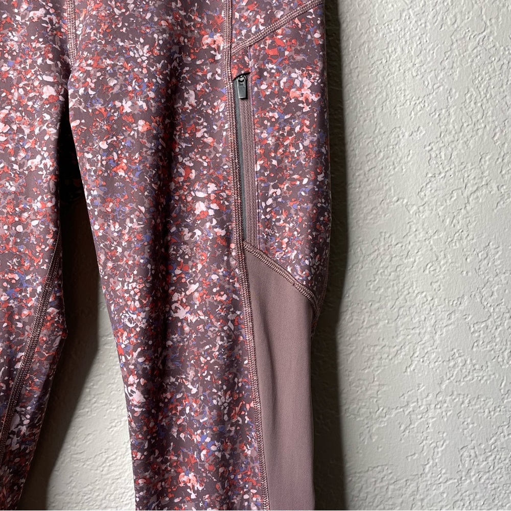 Athleta Rainier Printed Mesh Tight Leggings Size Speckled Spotted Pattern - Picture 8 of 16
